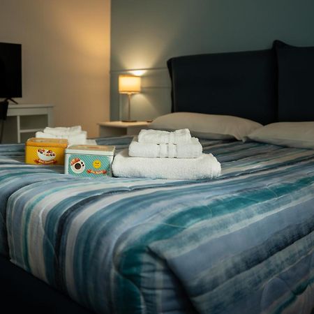 Lugaro Guest House Турин Экстерьер фото