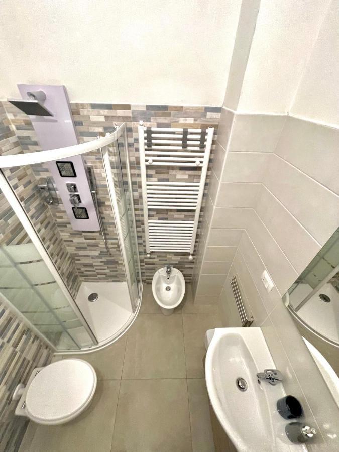 Lugaro Guest House Турин Экстерьер фото