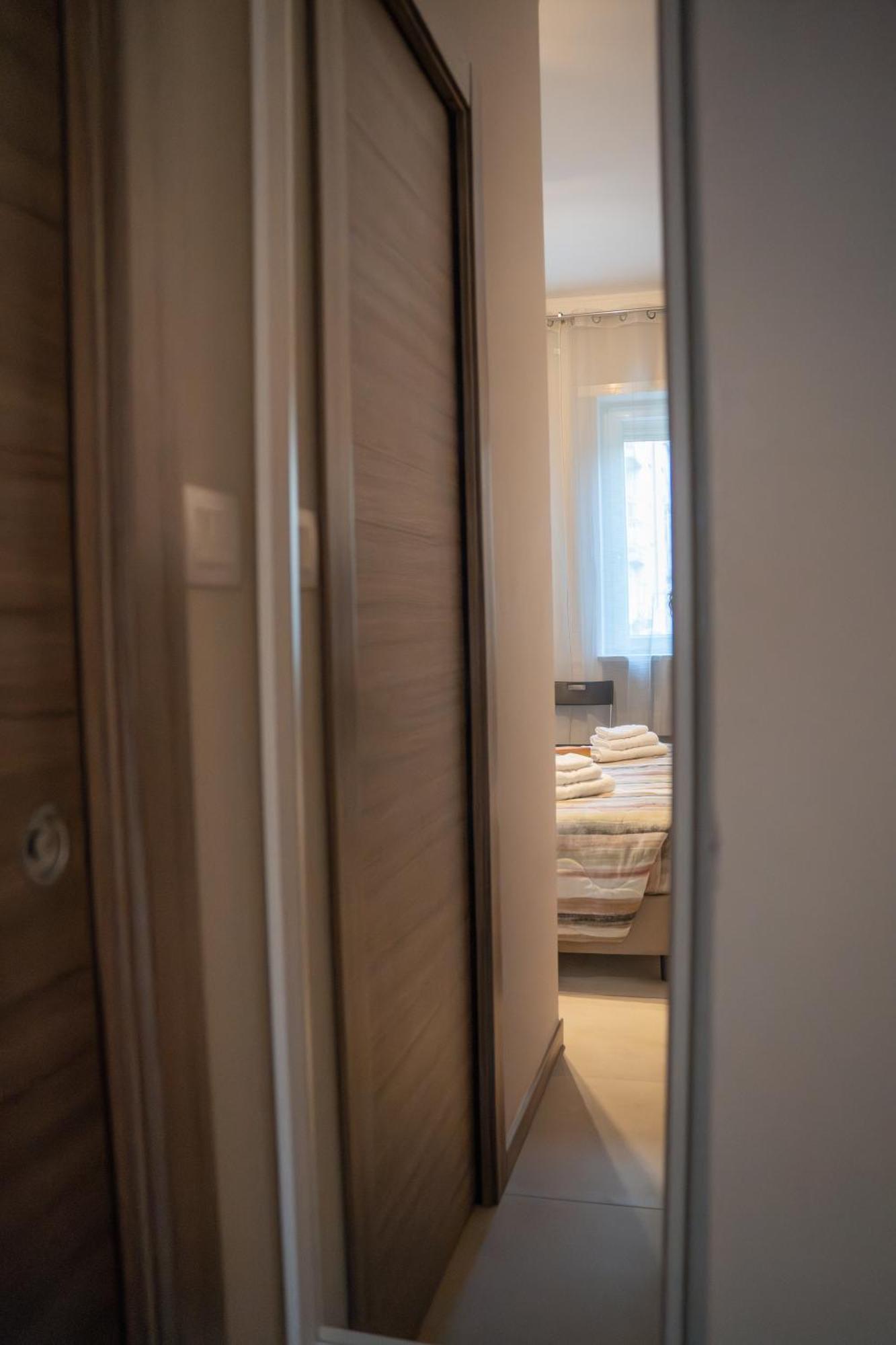 Lugaro Guest House Турин Экстерьер фото