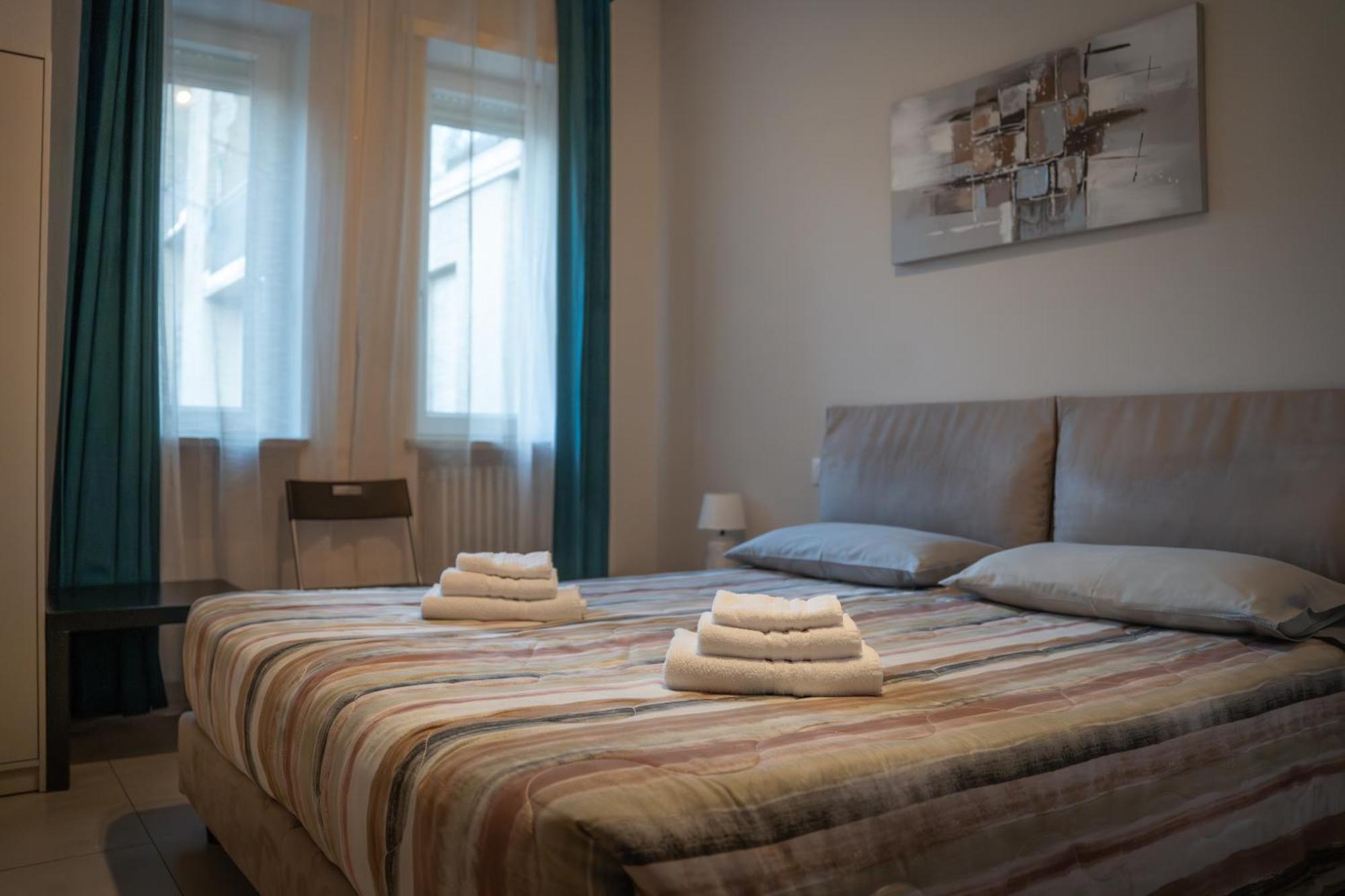 Lugaro Guest House Турин Экстерьер фото