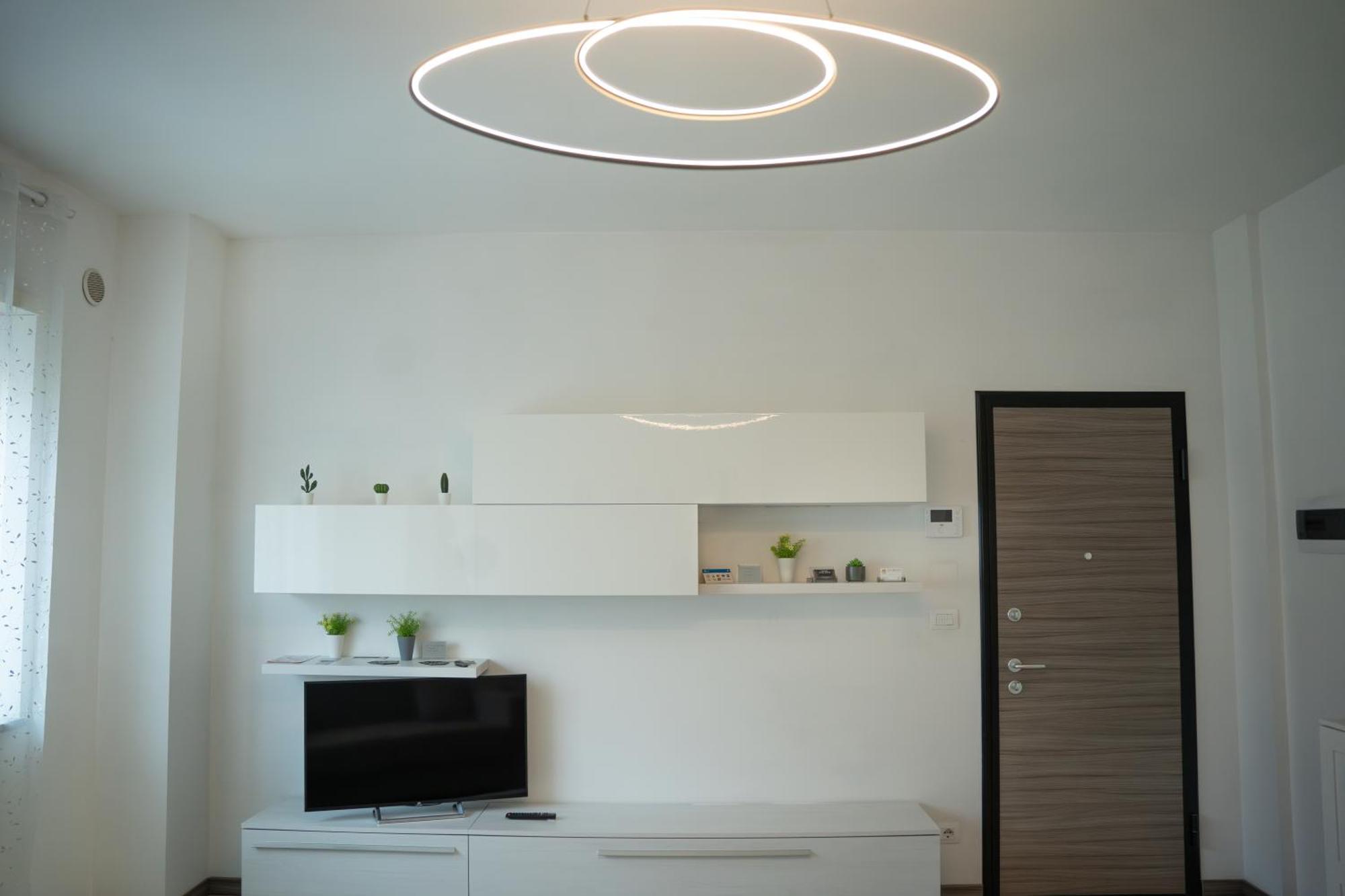 Lugaro Guest House Турин Экстерьер фото